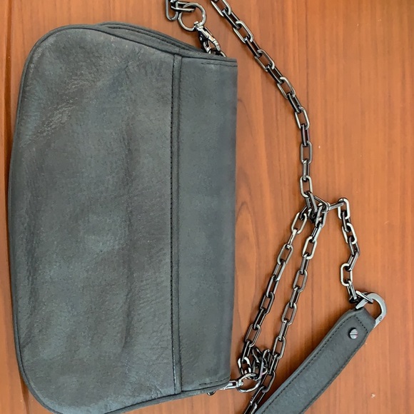 Tory Burch Purse with removable chain strap - Picture 6 of 6